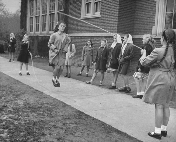 Игры советских детей учили нас быть хорошими и верными друзьями