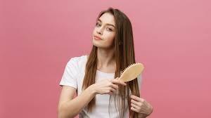 Красота и польза расчесывания волос для девочек