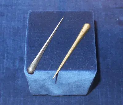 Металлические тракторы Perkins: врачи думали, что эти металлические стержни могут вылечить все