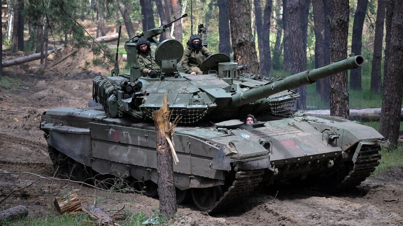 Кремль ‘вдохновлен’ российскими войсками в противостоянии один против семи в бронетехнике