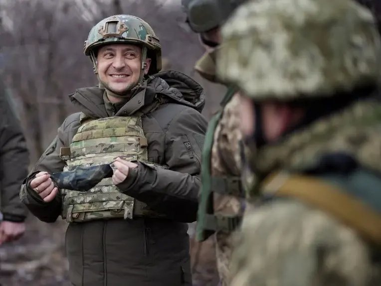 Последствия попадания в Москва-сити.