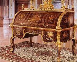 Янтарь - удивительно интересный камень,вернее не камень, а ископаемая смола. "Слезы моря", "Дар солнца"...