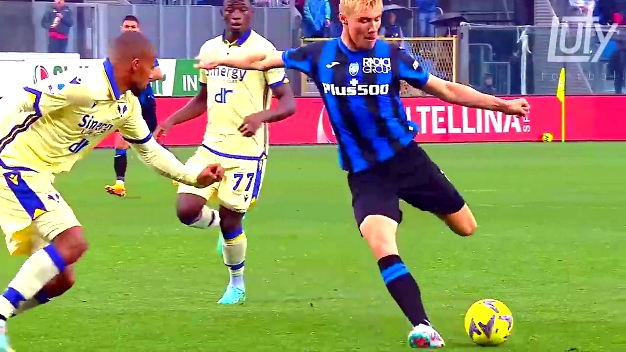 Гвардиола получил Гвардиола и Хёйлунд против Холанда. Новости Манчестера