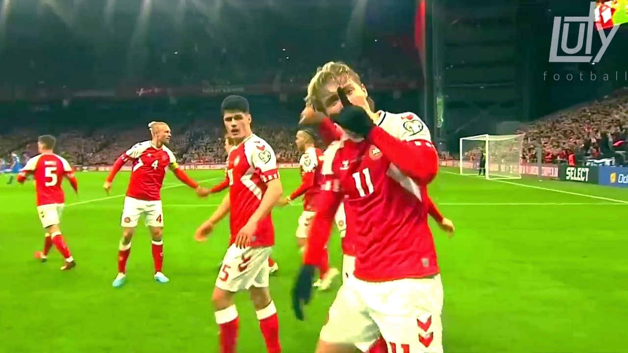 Гвардиола получил Гвардиола и Хёйлунд против Холанда. Новости Манчестера