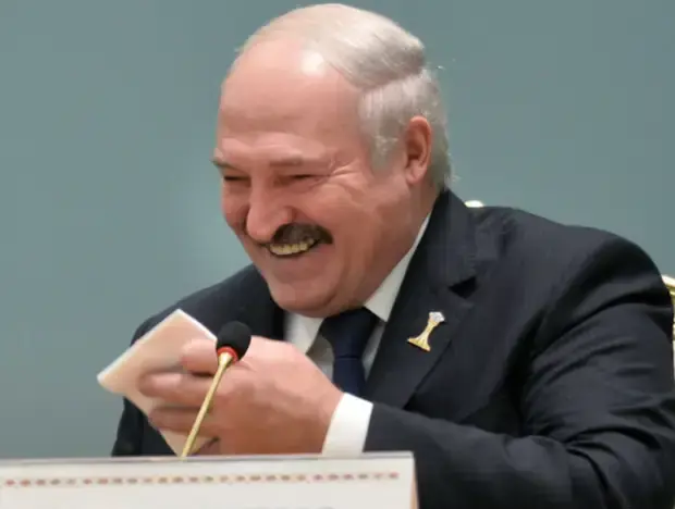 Батька Польшу пошутил.