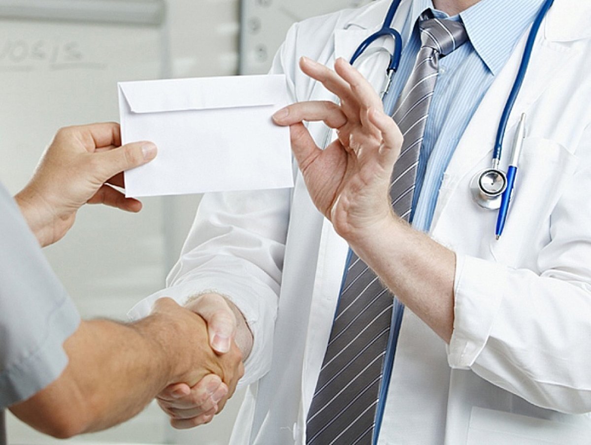 С 1 сентября услуги скорой помощи станут платными? Пора ли откладывать деньги на лечение разъясняет Минздрав