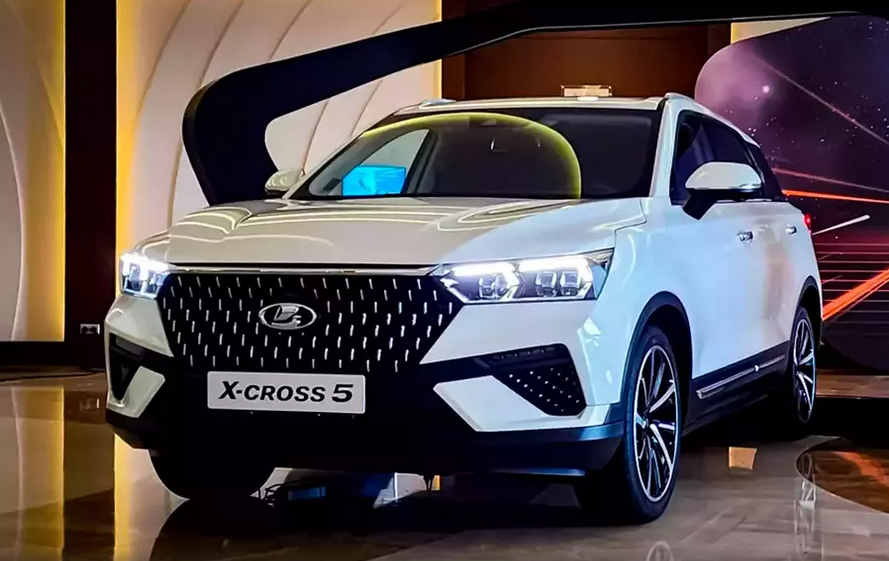 На чем будут ездить российские чиновники