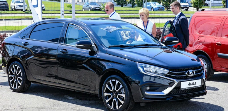 На чем будут ездить российские чиновники