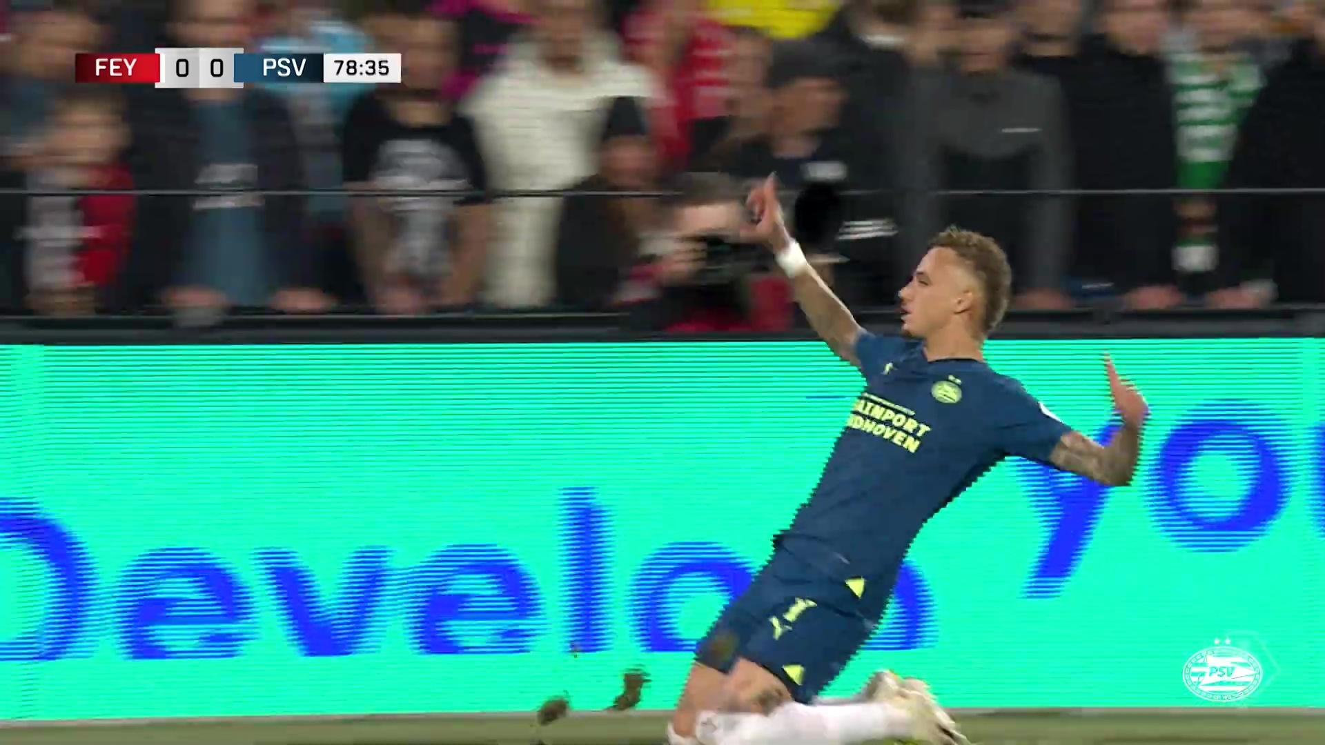 Большой футбол возвращается