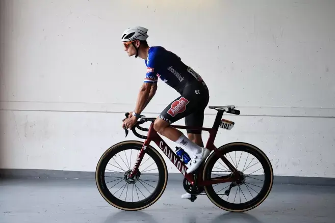 Велоспорт, Ван дер Пул уже легенда: он выигрывает Кубок мира