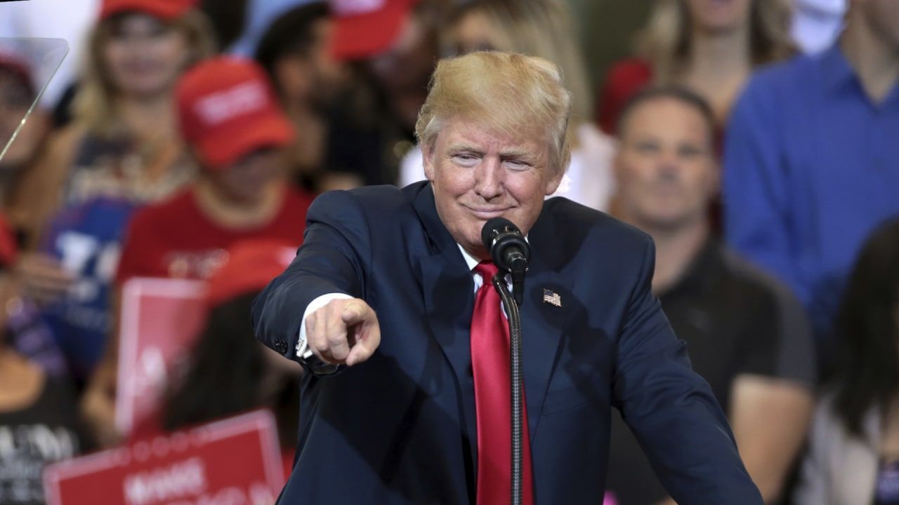 Трамп зарылся в самую глубокую яму