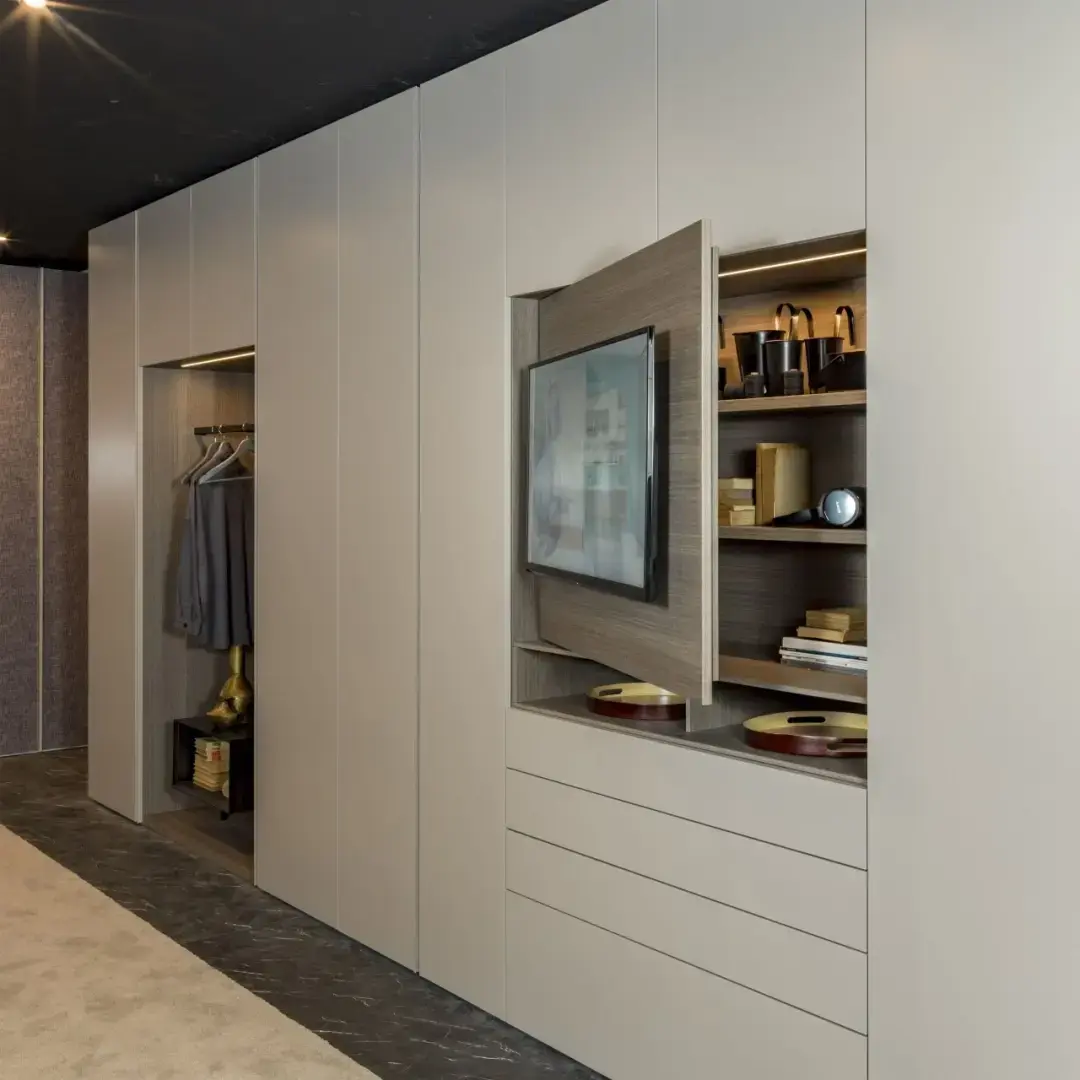 13 лучших способов разместить телевизор в спальне