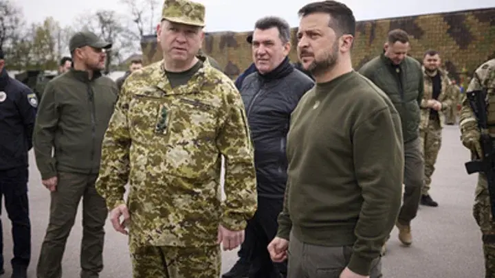 Комик заигрался - США готовят возможный слив Зеленского