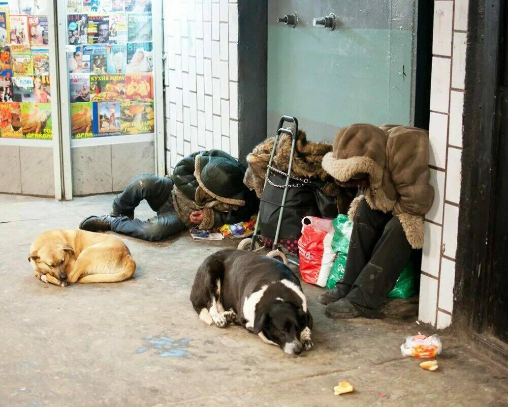 Отсутствие стабильности рождает неуверенность в завтрашнем дне..