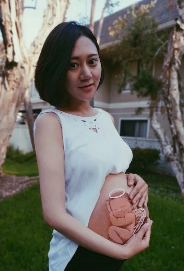 Рисунки на животике беременных