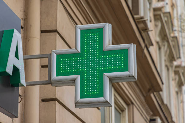 Кому в России мешают йод, зелёнка и настойка прополиса. Скоро в аптеках нельзя будет свободно купить что-нибудь кроме витаминок, ваты и БАДов.