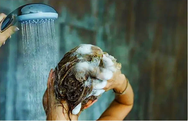 Зачем добавлять кофейную гущу в шампунь? Красота и здоровье