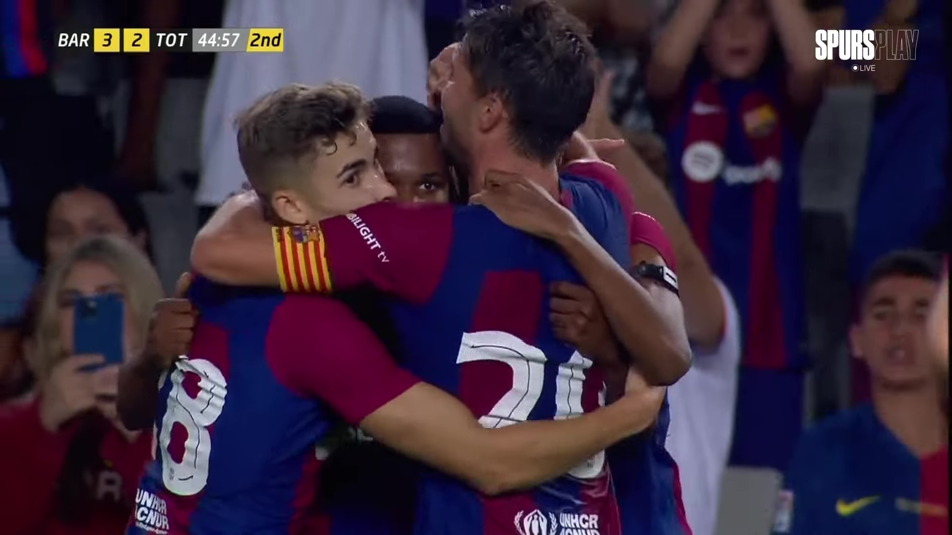 Странный трофей и новая звёздочка "Барселоны"