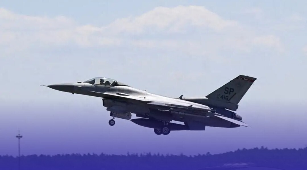 Тренажеры истребителя F16 поступили в Украину. Самим самолетам безопасность никто не гарантирует