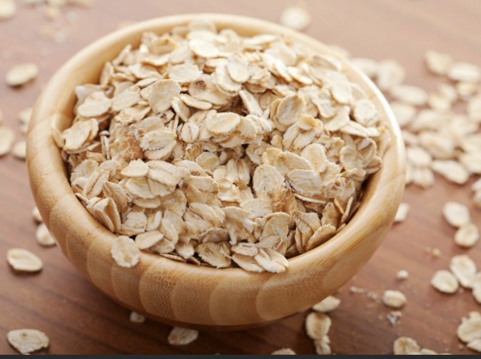 "Овсяная магия: Цельнозерновой овес, овсяные хлопья и отруби - ключ к здоровой диете"