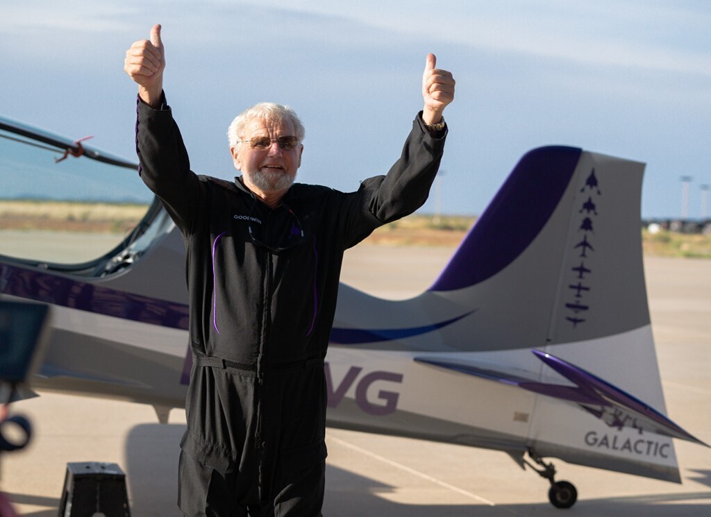 Могу ли я полететь в космос на самолете Virgin Galactic?