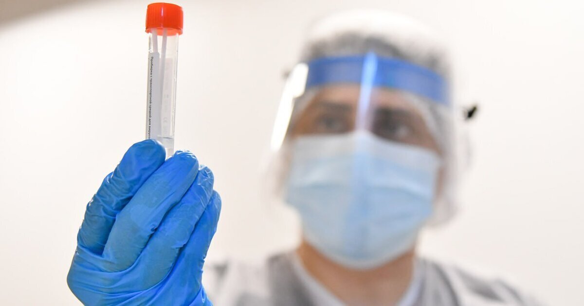 Роспотребнадзор – о начавшем походе по миру новом варианте коронавируса "Эрис"