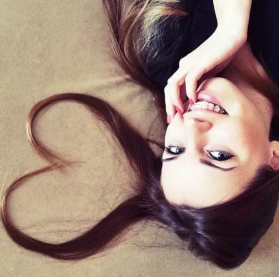 "30 креативных идей для домашних селфи: воплощаем уникальность в каждом кадре"