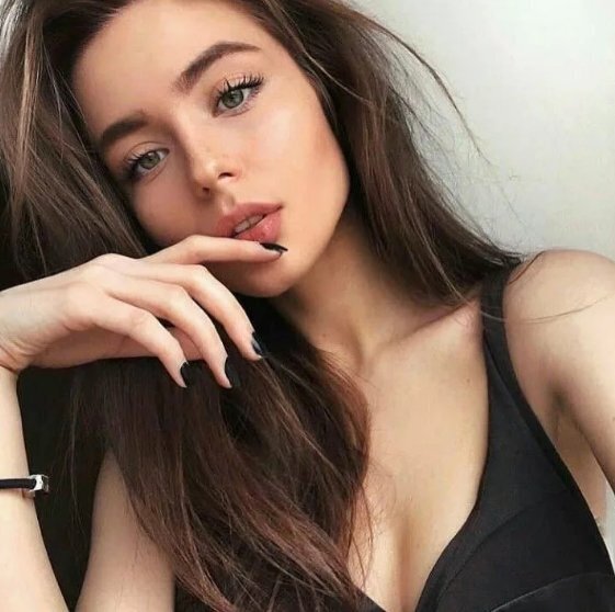 "30 креативных идей для домашних селфи: воплощаем уникальность в каждом кадре"