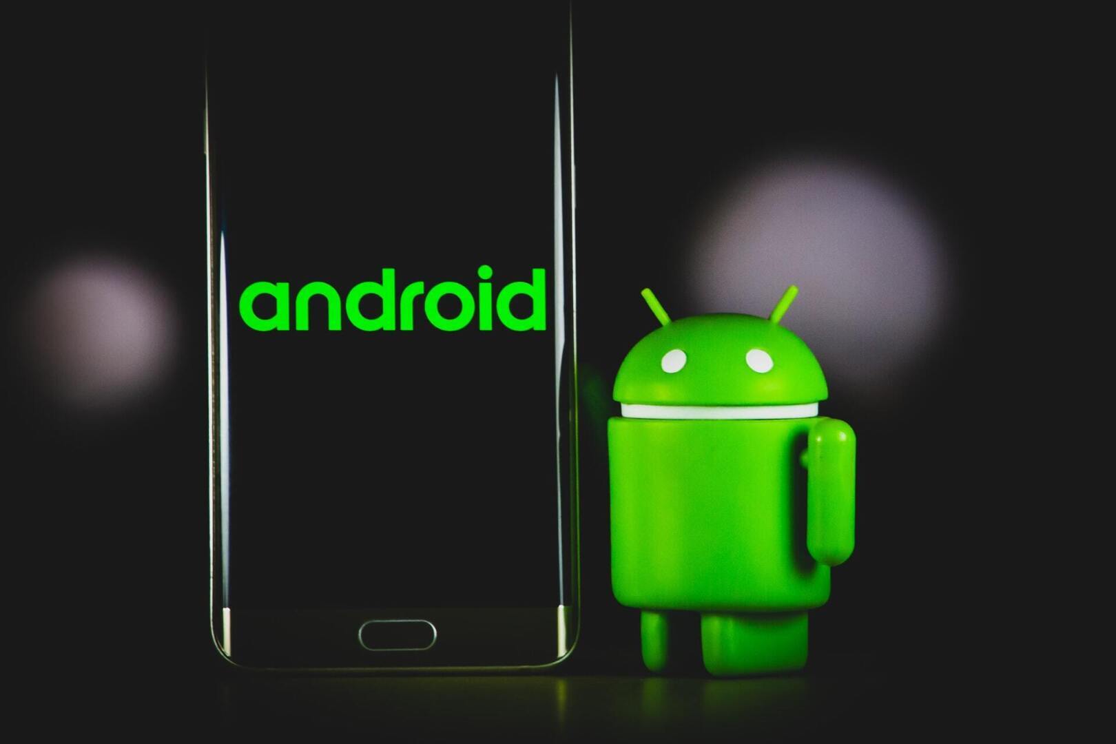 Google запускает программу Bug Bounty для Android-приложений.Программа платит исследователям безопасности за поиск ошибок в собственных приложениях
