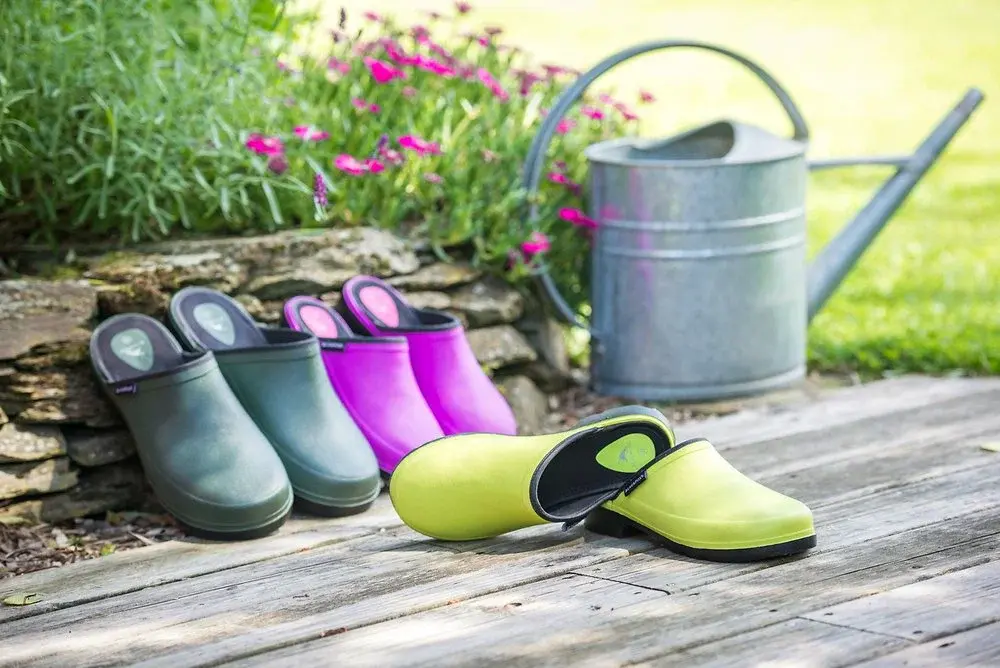 Обувь для дачи, сада, огорода?