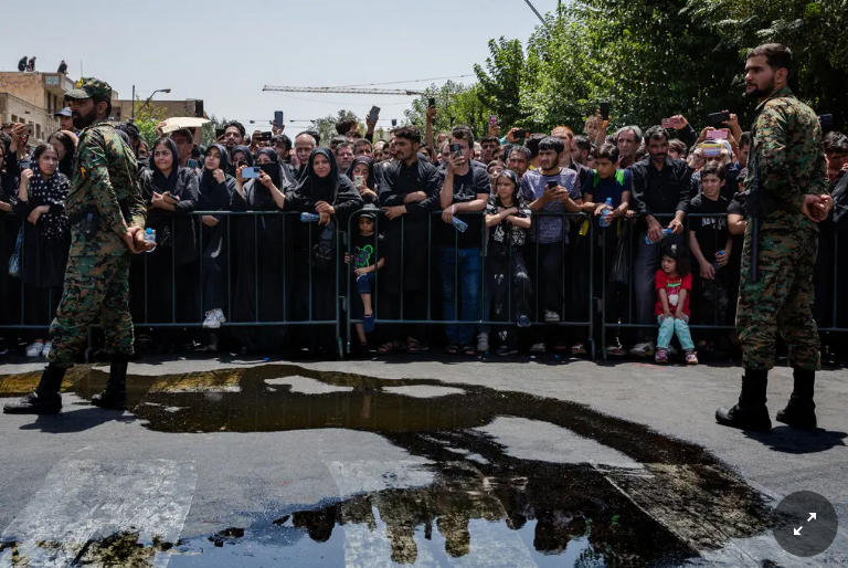 Религиозный ритуал в Иране становится новой формой протеста