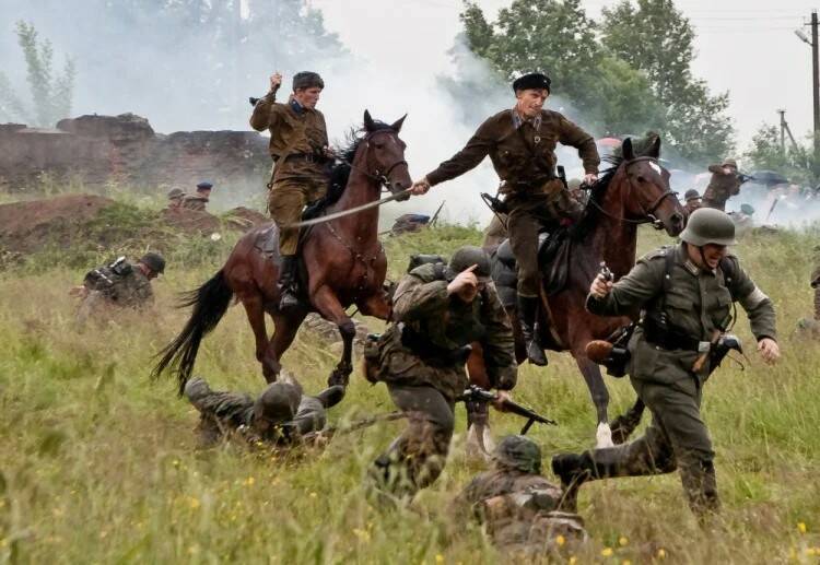 Чем отличается кавалерия от пехоты?