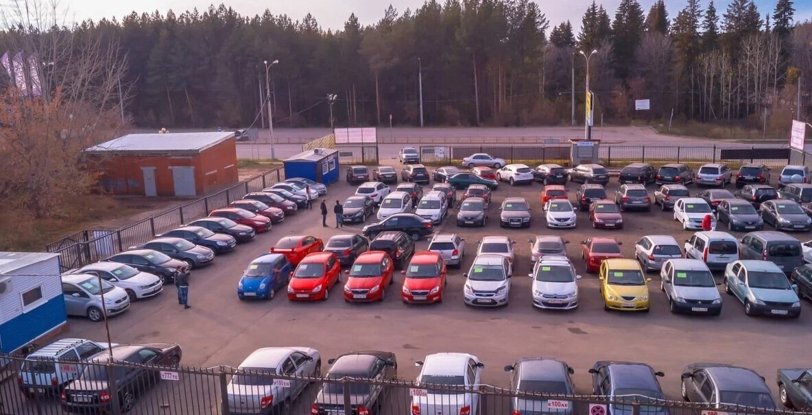 "Личный опыт с парковкой: Почему задержки в ГИБДД вызвали недоверие к полиции"