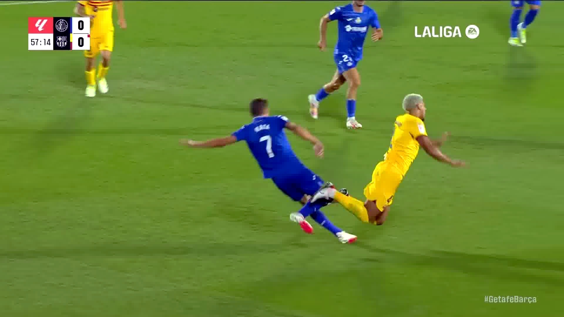 Барселона столкнулась с тотальным анти-футболом. У Рафиньи и Хави не выдержали нервы