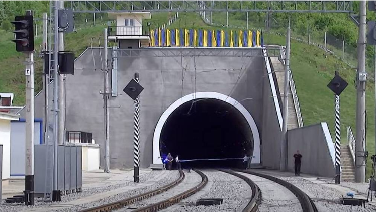 «Надоело терпеть». Москва прикрыла тоннель для поставок техники от западных спонсоров