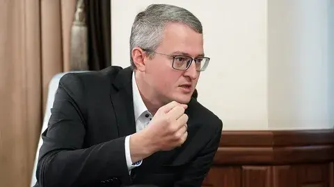 «Нынешним "верхам" СССР ну не дает покоя, и при удобном случае стараются «пнуть»: оказывается рыбный день ввели из-за нехватки мяса. Личное мнение