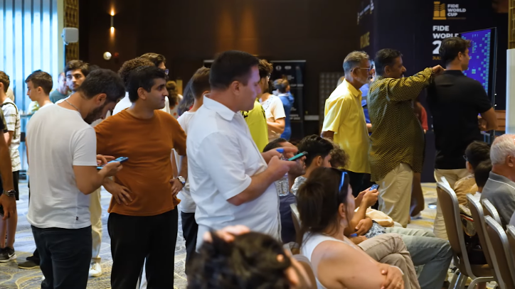 На Кубке мира в Баку перед женским финалом и мужским полуфиналом