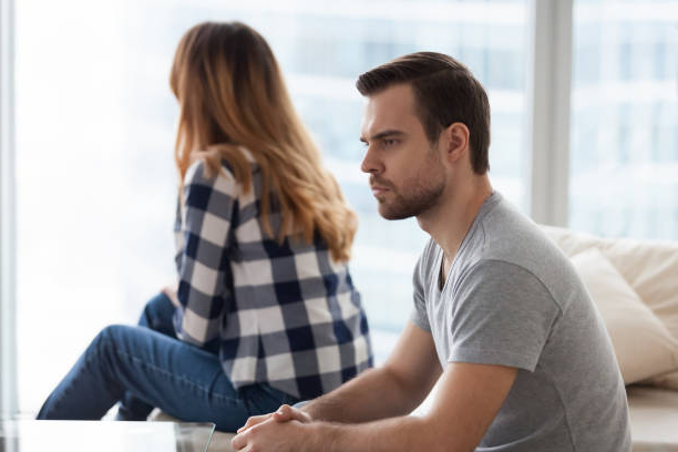 Если жена-изменница. Как сохранить семью после этого?