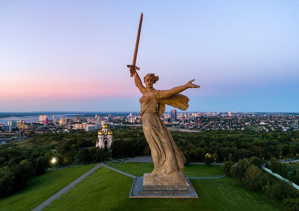 Самые популярные аттракционы в России