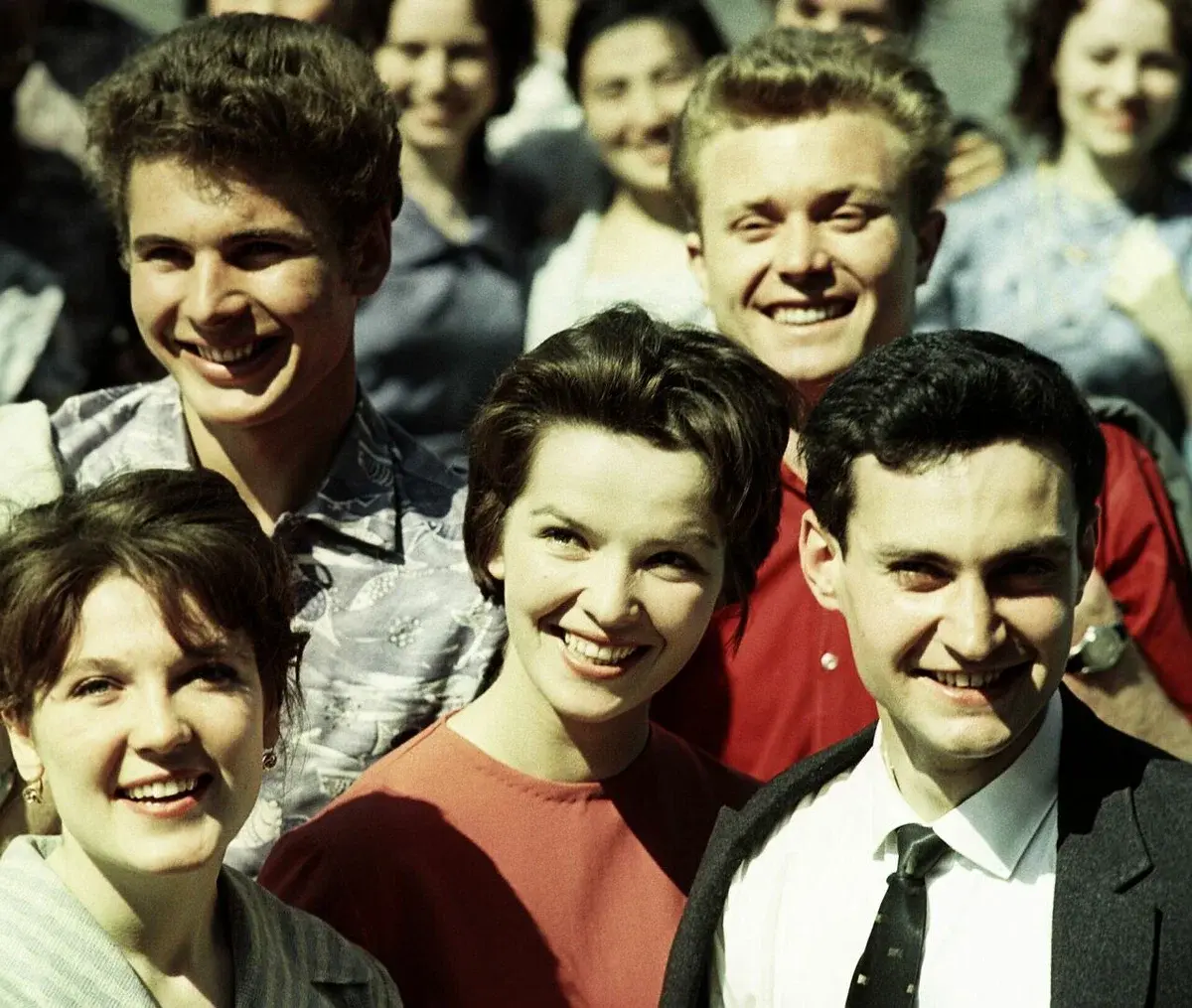 «В какой же замечательной стране мы жили!»: воспоминания о жизни в СССР. Личное мнение