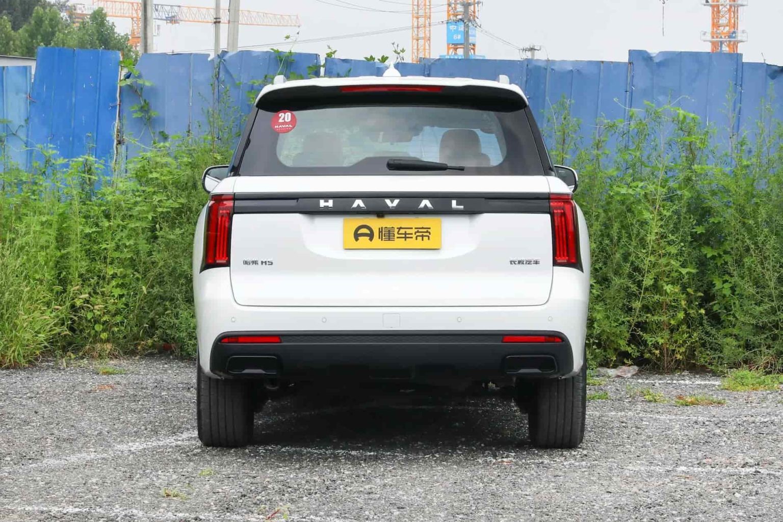 Новый сверхбольшой внедорожник Haval стоимостью 2 млн. рублей готов к продаже
