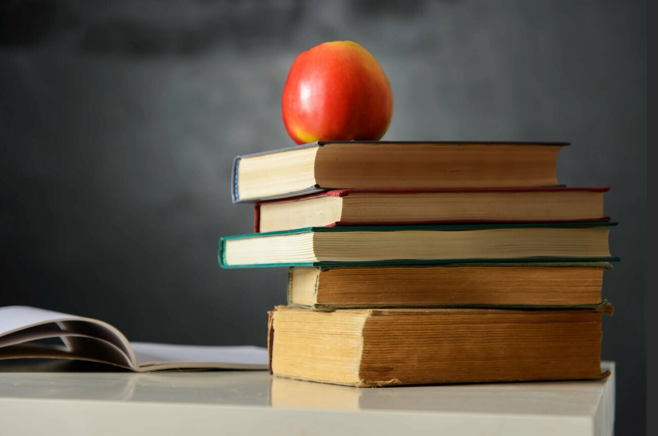 Ребенок сказал, что ему не нужна химия и астрономия! Зачем изучать "лишние" предметы в школе, объясняем своим детям!