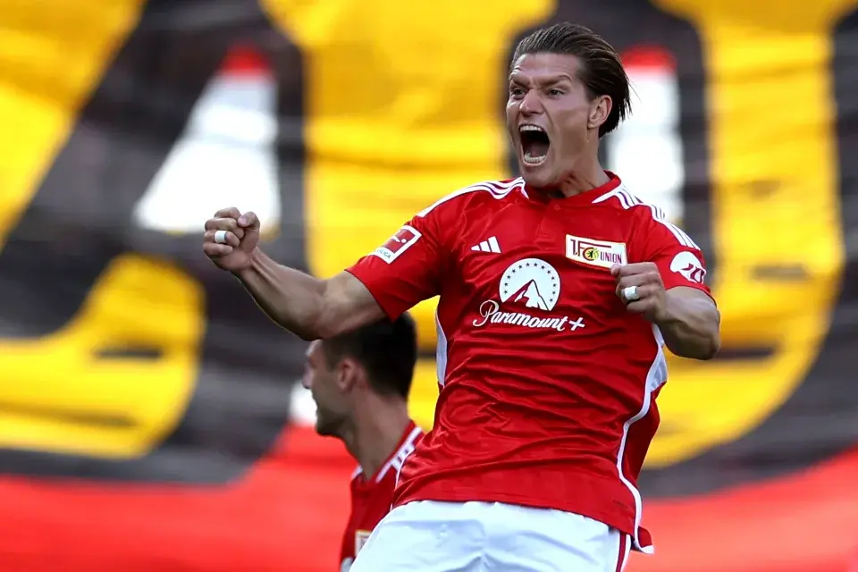 Социальный пульс: Профсоюзный профессионал Кевин Беренс воодушевлен победой над «Майнцем» на велосипеде .