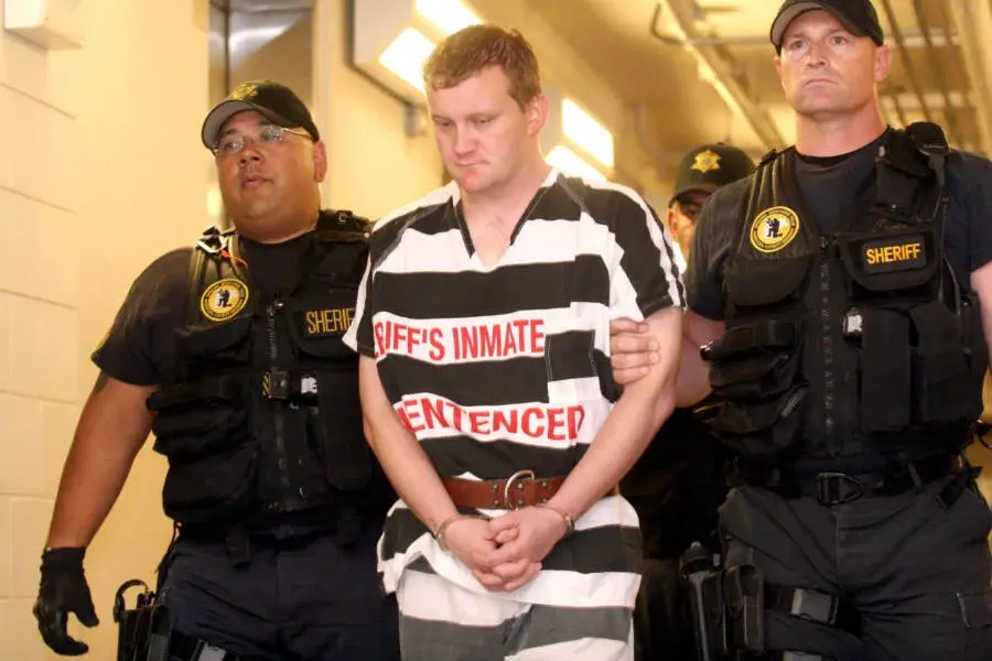 Тревожные преступления Дейла Хауснера, «серийного стрелка» из Феникса, который убивал наугад