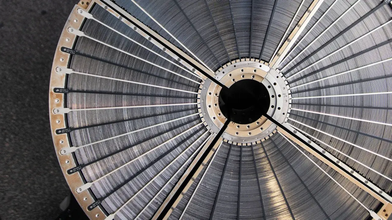 Япония запустила рентгеновский спутник и лунный посадочный модуль Moon Sniper