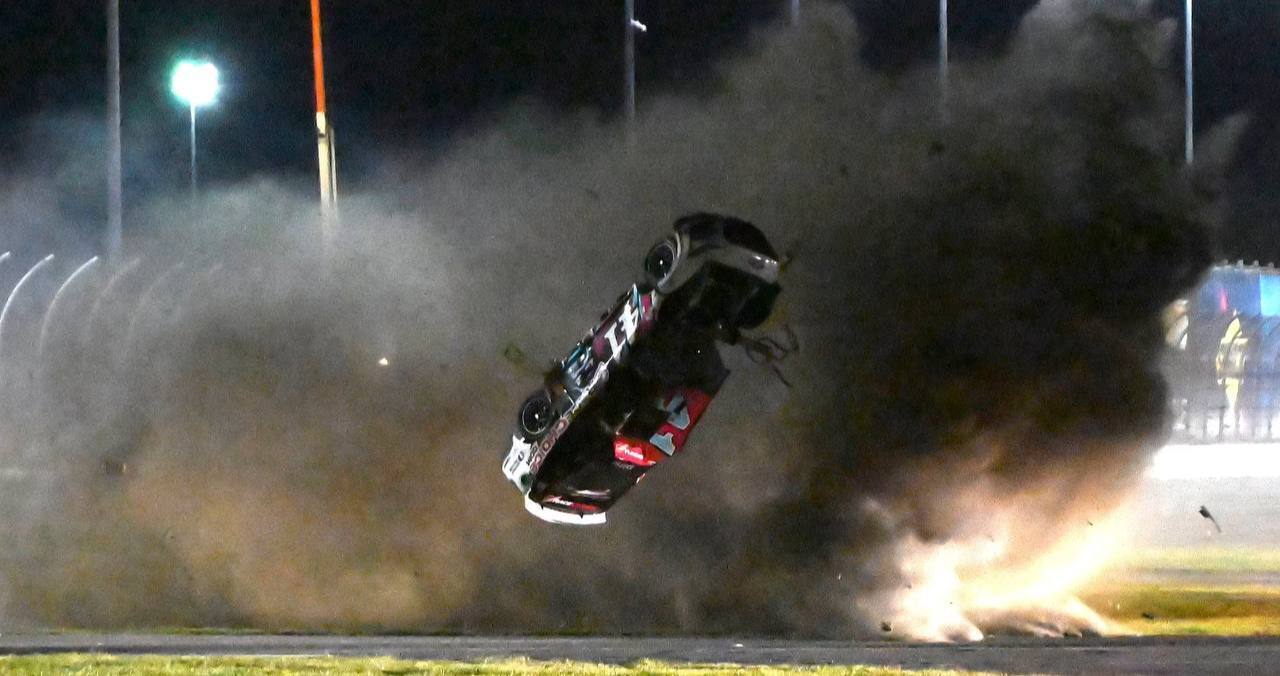 Одна из самых зрелищных аварий в истории