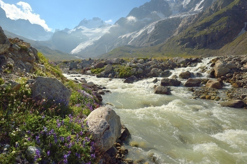 Ярбуз, Альберис, Айтиварес .... Это не единственное имя двуглавого красавца Эльбруса!