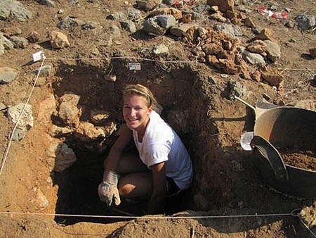 Археологи обнаружили, что неизвестные науке люди плавали по морю на 100 000 лет раньше чем мы думали!!!
