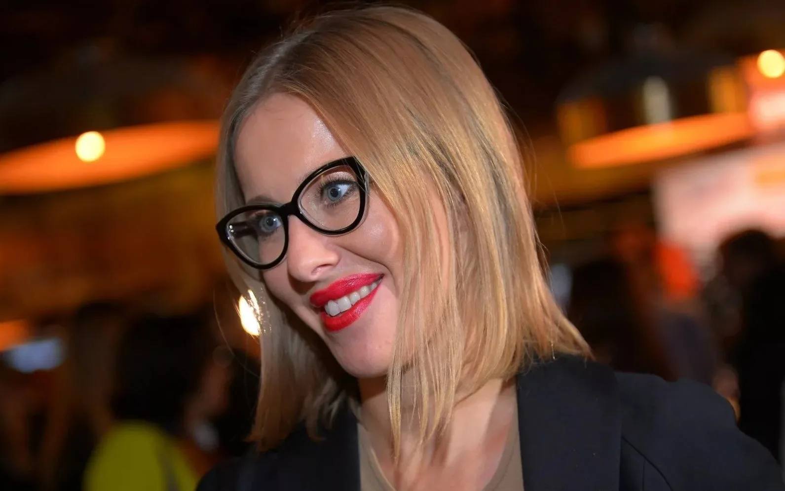 Ксения Собчак удивляет покупкой картины за 3 миллиона рублей