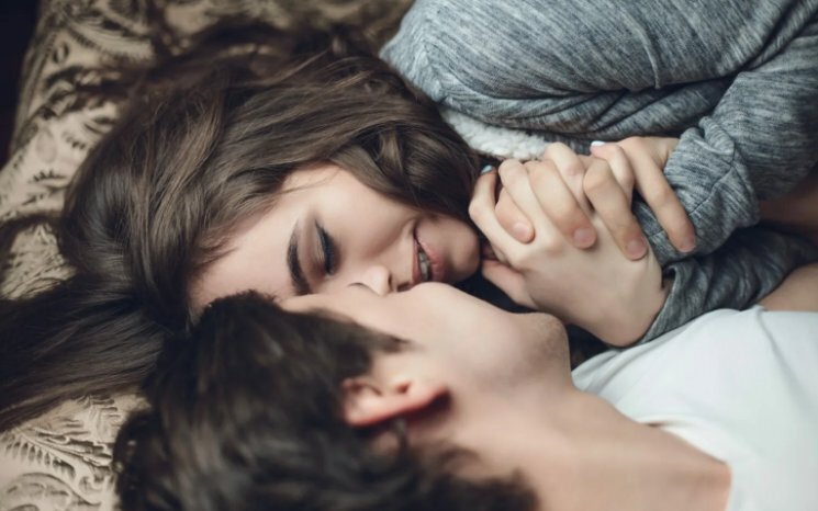 "Секреты Счастливой Хозяйки: 10 Непреложных Правил Для Молодых Невест"